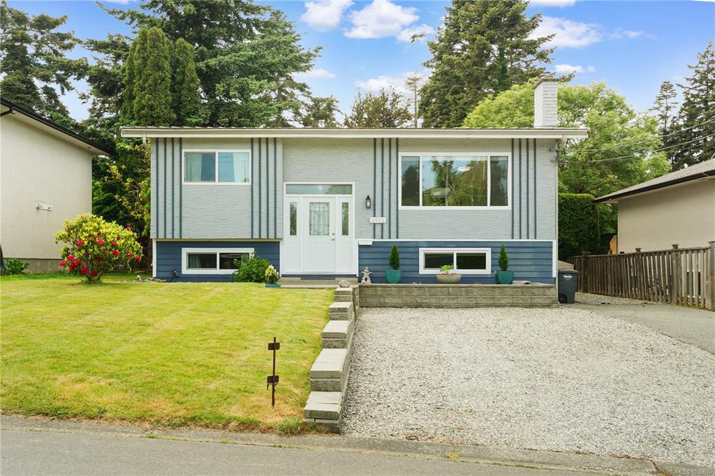 Second View of 3922 Anton St, Saanich, BC, V8Z 4M3
