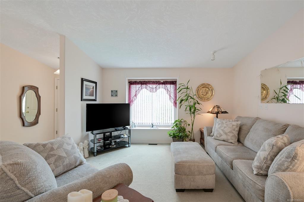 Third View of 128 Camas Lane, View Royal, BC, V9A 7M2