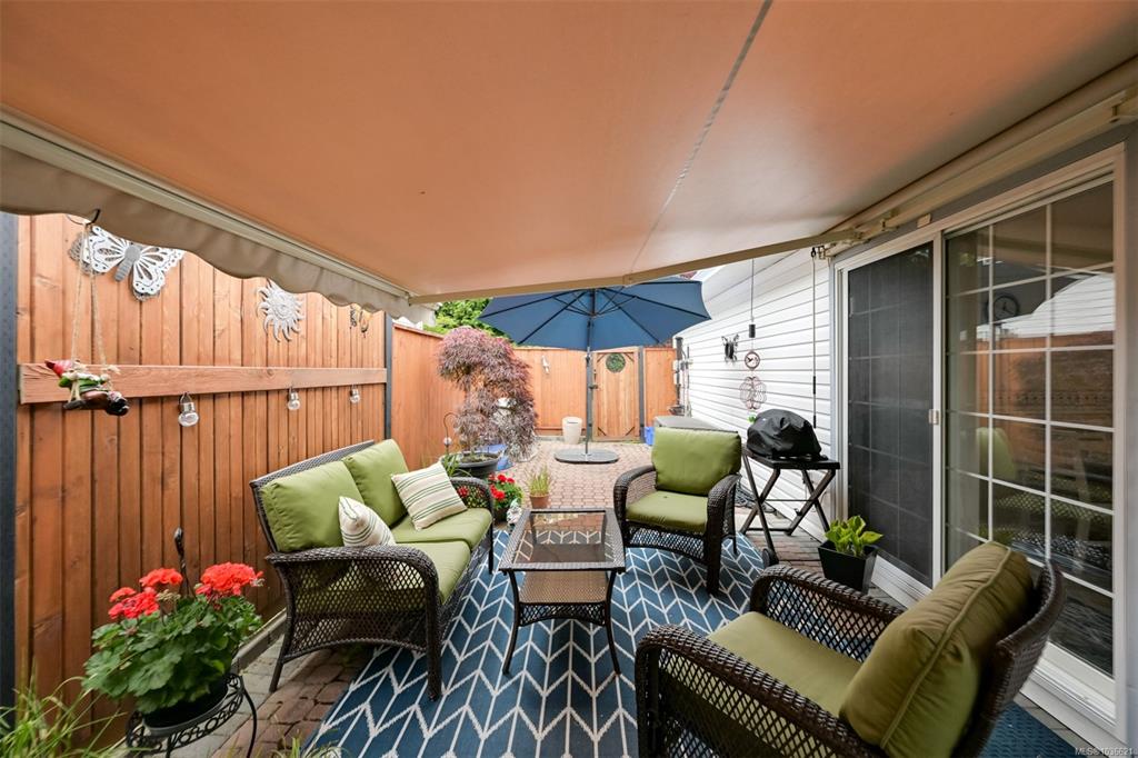 Fifth View of 128 Camas Lane, View Royal, BC, V9A 7M2