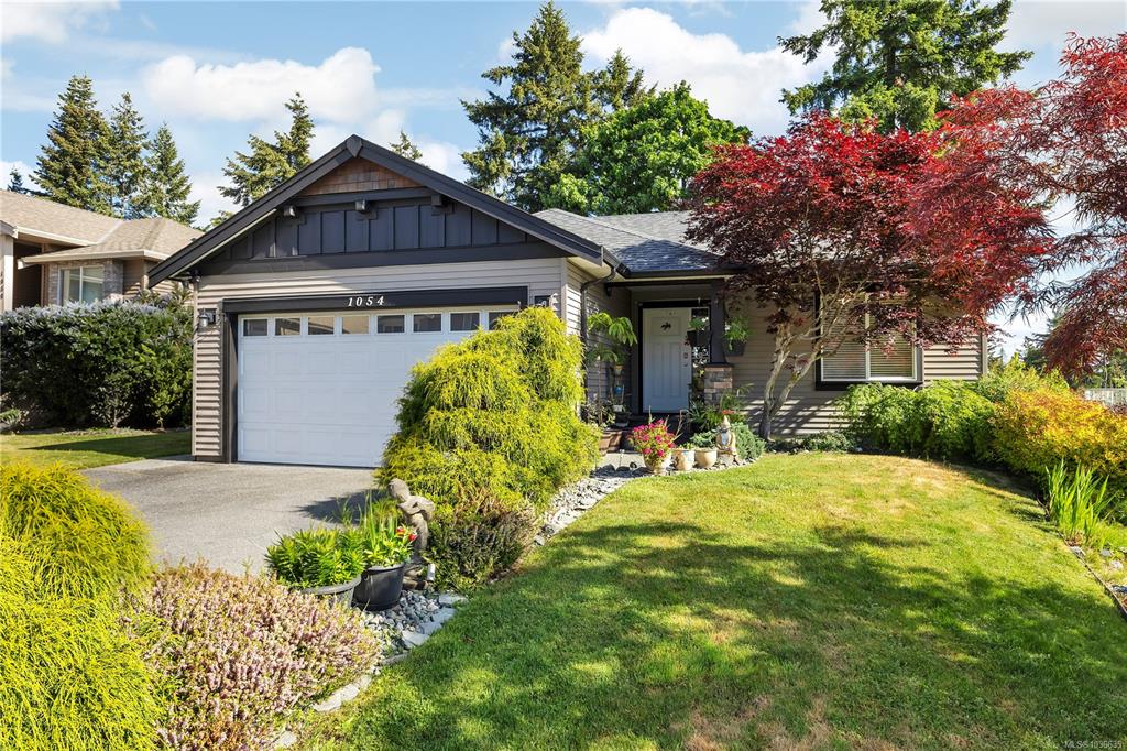 1054 Southwood Dr, 1036635, BC,