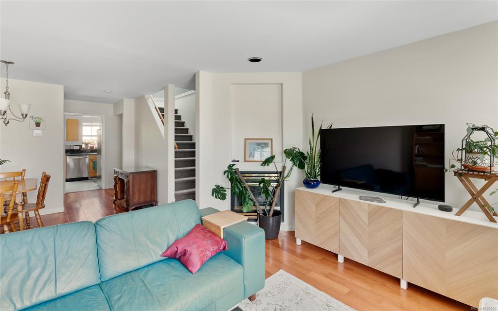 Fifth View of 3154 Washington Ave, Victoria, BC, V9A 1P6