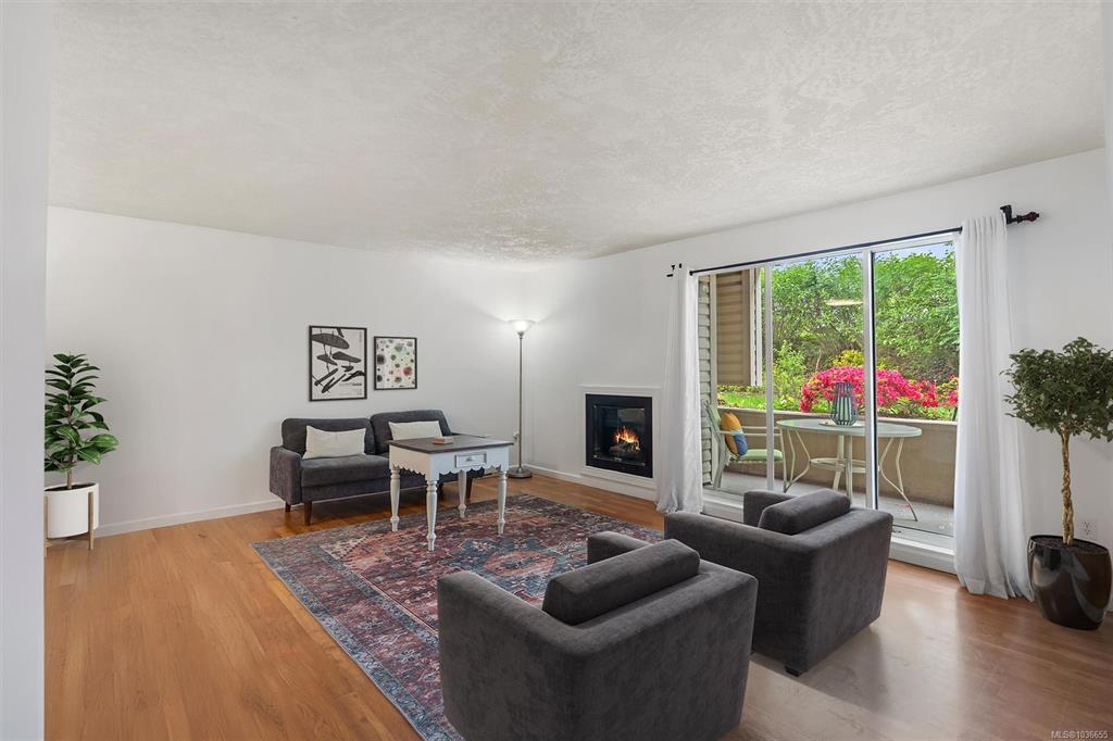 1055 Hillside Ave, 1036655, BC,