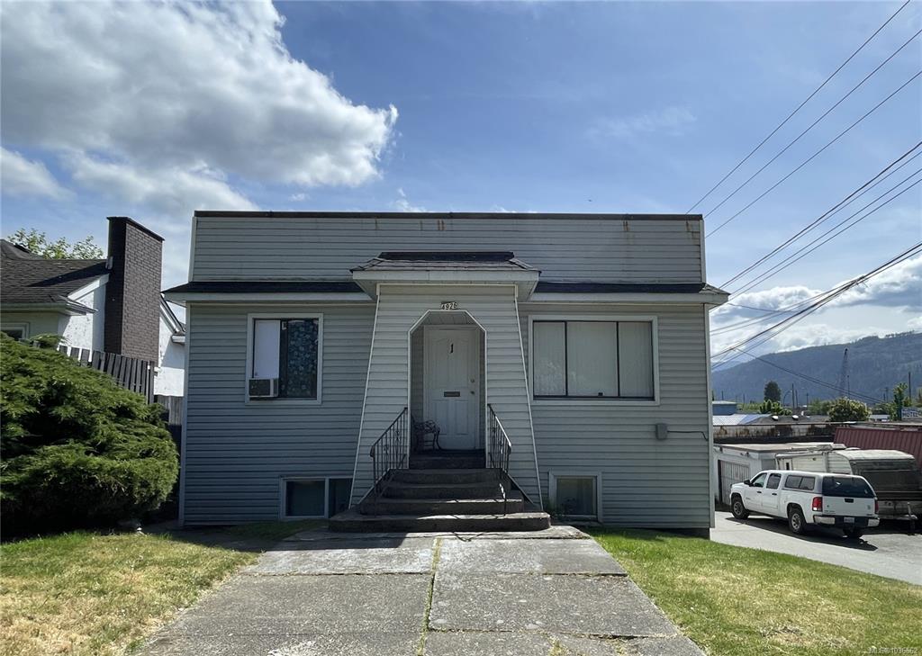 MLS® listing #31293157 for sale located at 4926 Redford St
