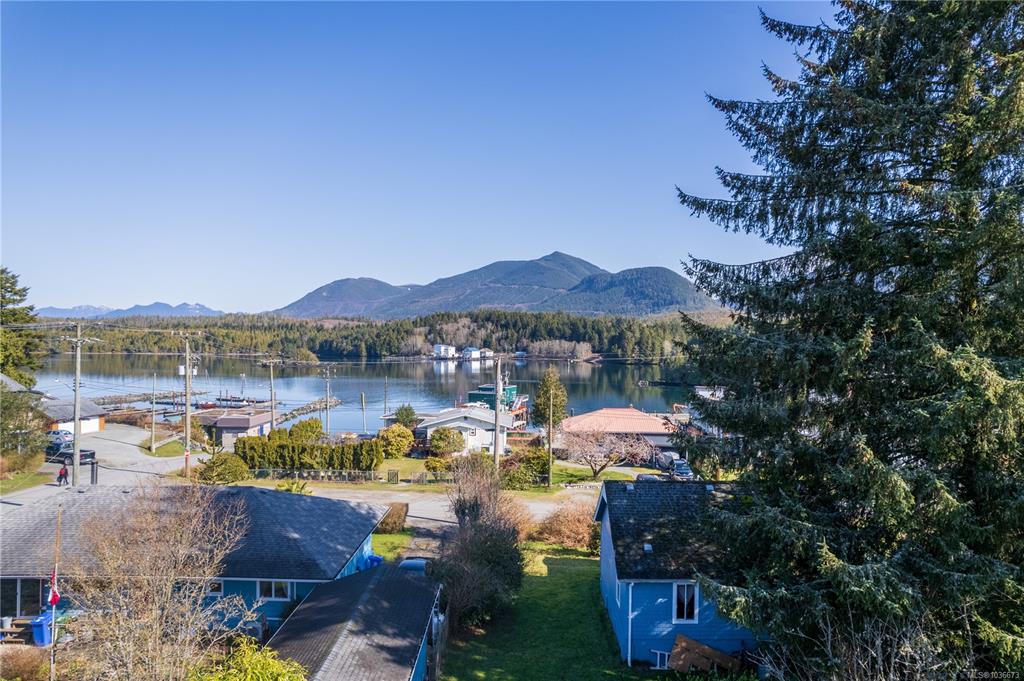Fifth View of 1767 Cedar Rd, Ucluelet, BC, V0R 3A0