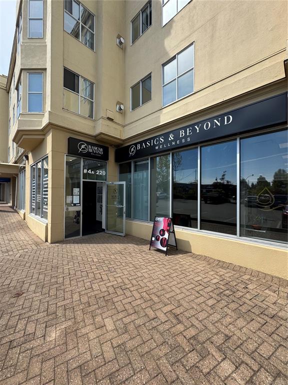 Third View of 220 Island Hwy W, Parksville, BC, V9P 2P3