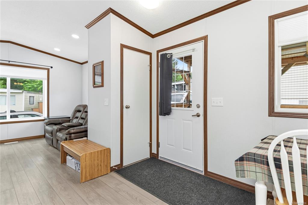 Fourth View of 2520 Quinsam Rd, Quinsam heights Mobile Home Park, Campbell River, BC, V9W 4N4