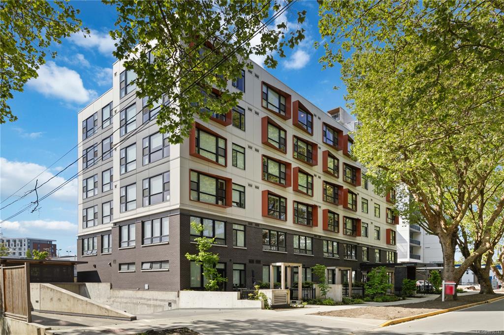 Third View of 629 Speed Ave, Tresah East, Victoria, BC, V8Z 1A5