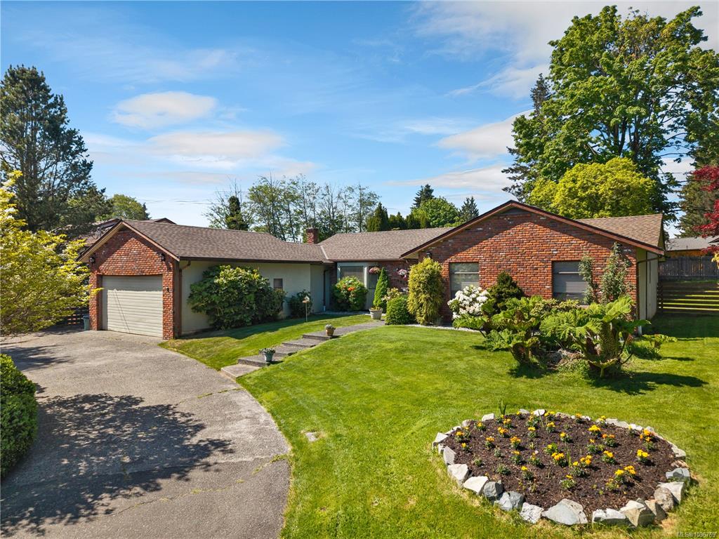 1930 Gillian Pl, 1036769, BC,