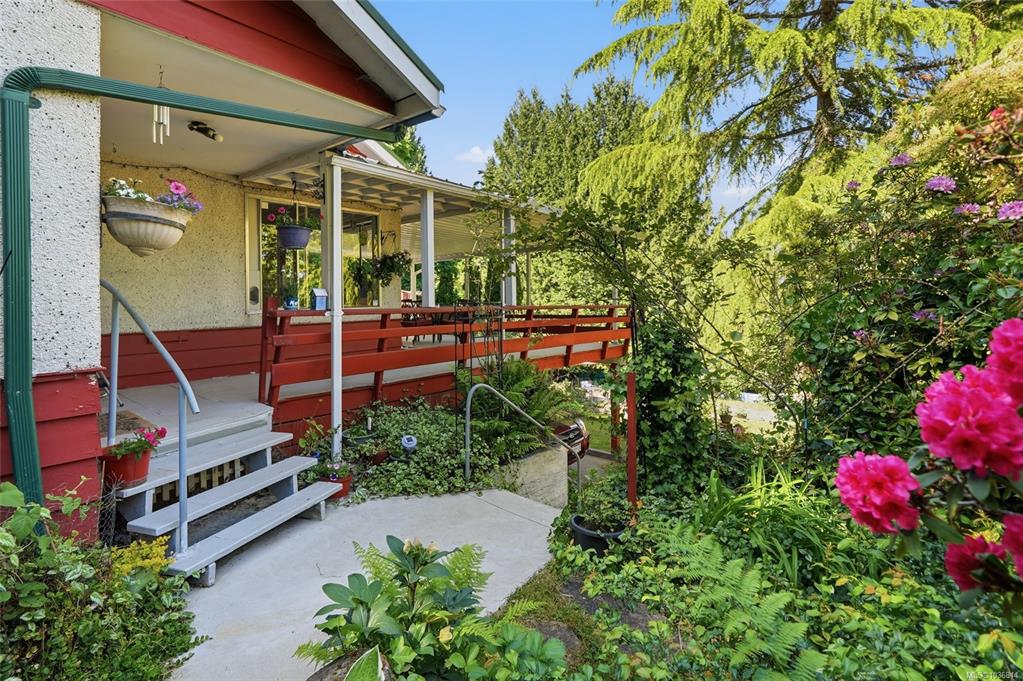 Third View of 369 Baker Rd, Ladysmith, BC, V9G 1X1