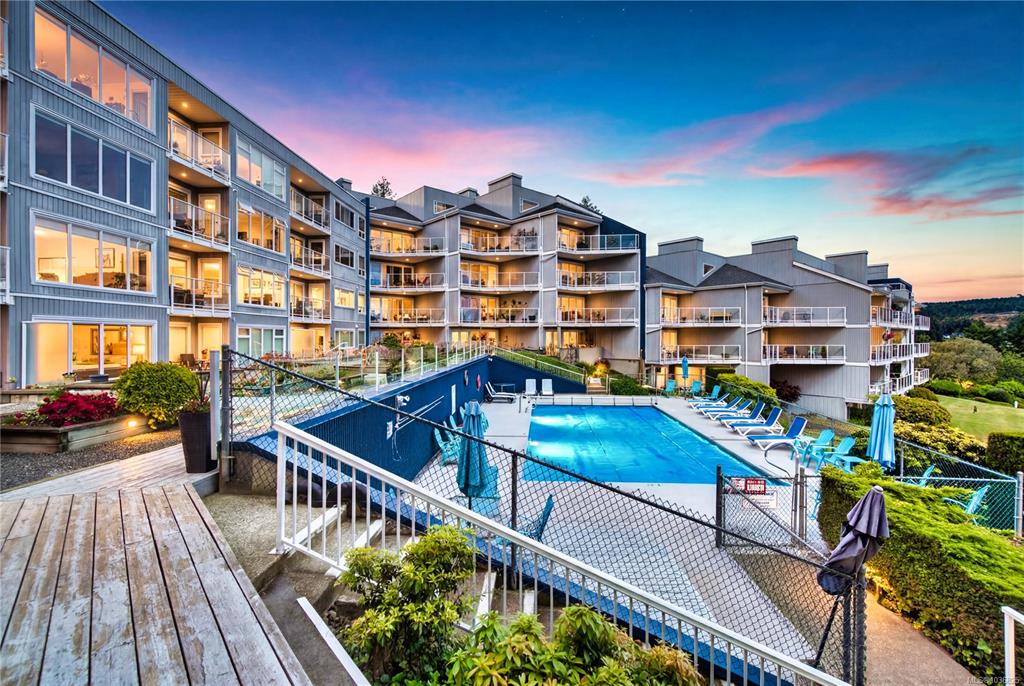 2560 Departure Bay Rd, 1036825, BC,