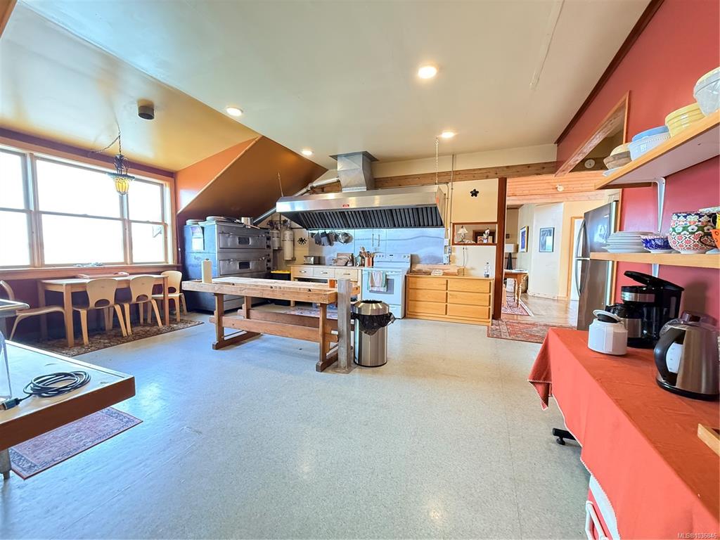 Fourth View of 170 1st St, Sointula, BC, V0N 3E0