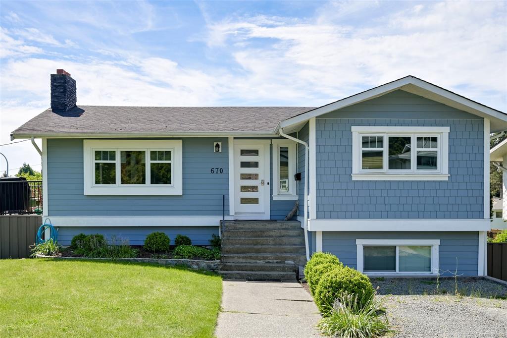 Main View of 670 Polyanthus Cres, Saanich, BC, V8P 4H4