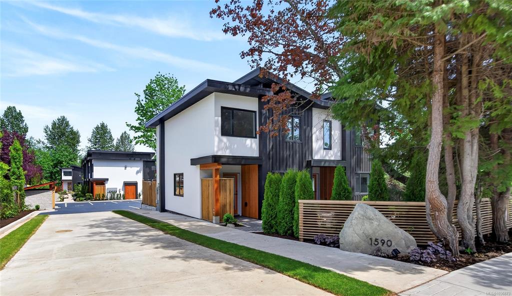 1590 Piercy Ave, 1036873, BC,