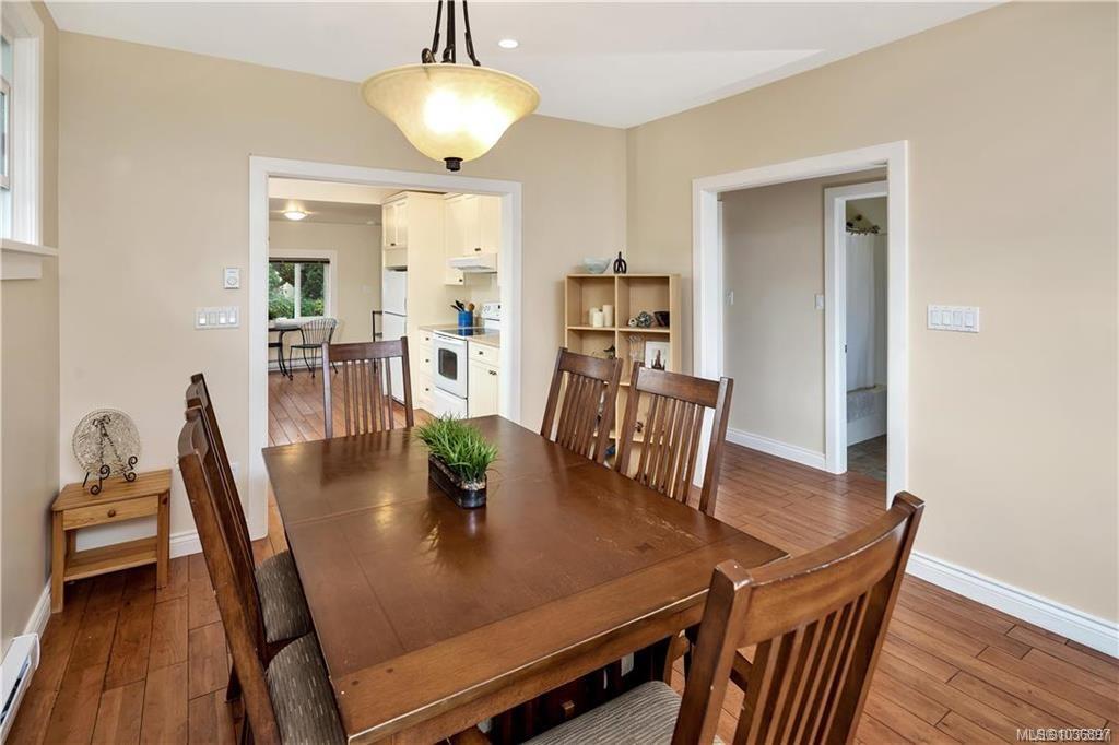 Fourth View of 1321 Finlayson St, Victoria, BC, V8T 2V5