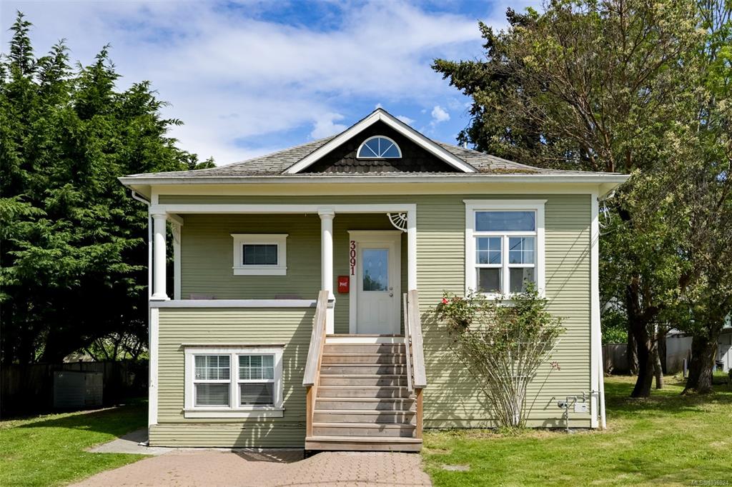Fifth View of 3091 Carroll St, Victoria, BC, V9A 1R1