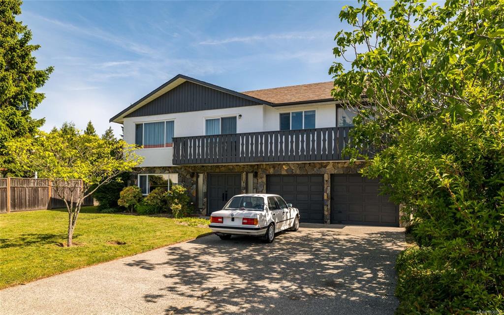 4098 Orion Pl, 1036933, BC,