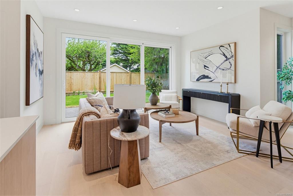 Fifth View of 920 Island Rd, Oak Bay, BC, V8S 2T9