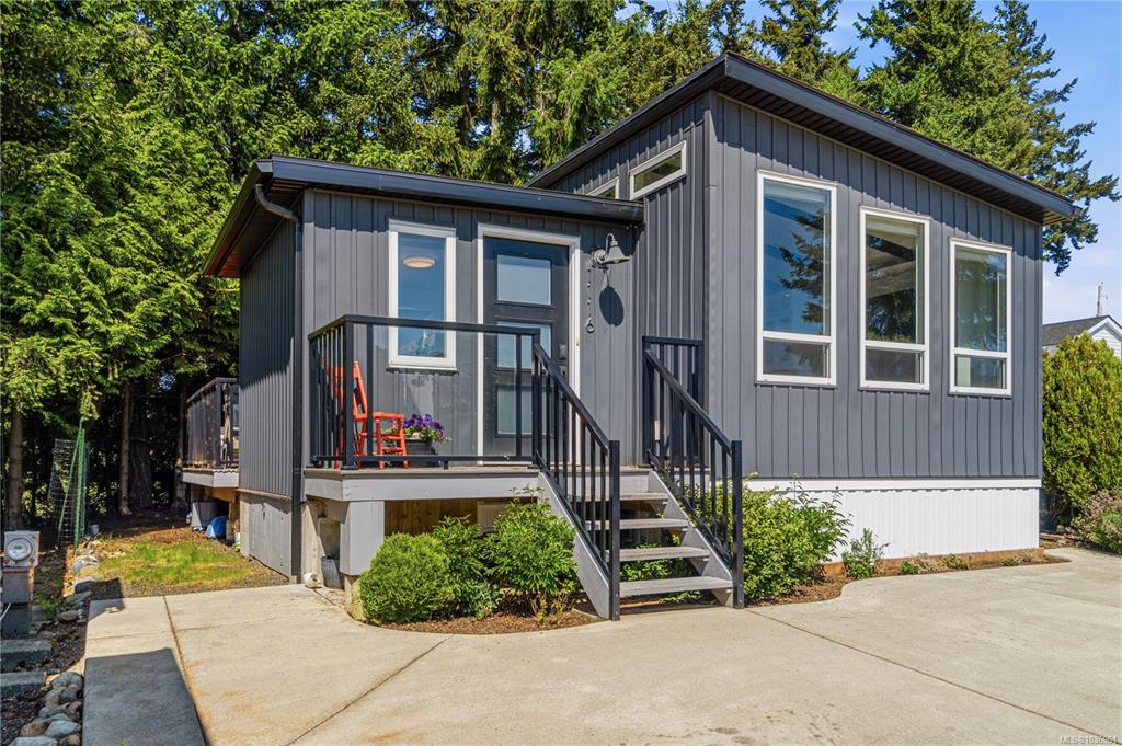 1116 Woss Lake Dr Se, 1036961, BC,
