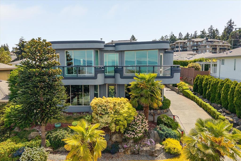 6577 Groveland Dr, 1036992, BC,