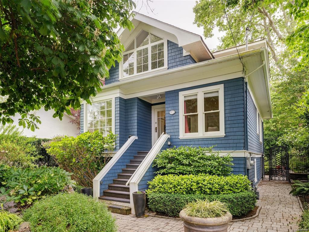 972 Wilmer St, 1037019, BC,