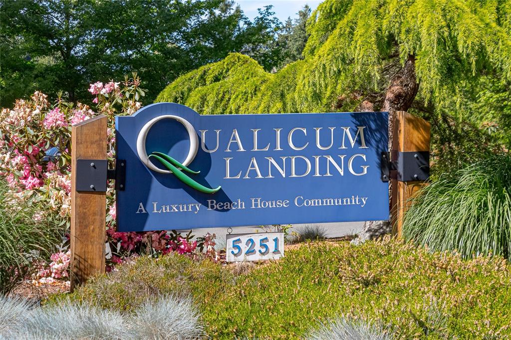 Third View of 5251 Island Hwy W, QUALICUM LANDING, Qualicum Beach, BC, V9K 2C1