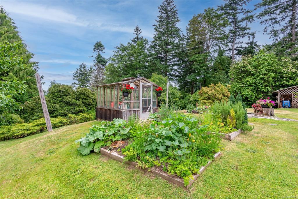 Third View of 5920 Mosley Rd, Courtenay, BC, V9J 1W4