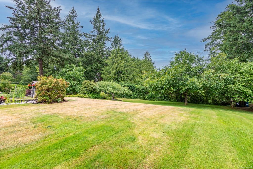 Fourth View of 5920 Mosley Rd, Courtenay, BC, V9J 1W4