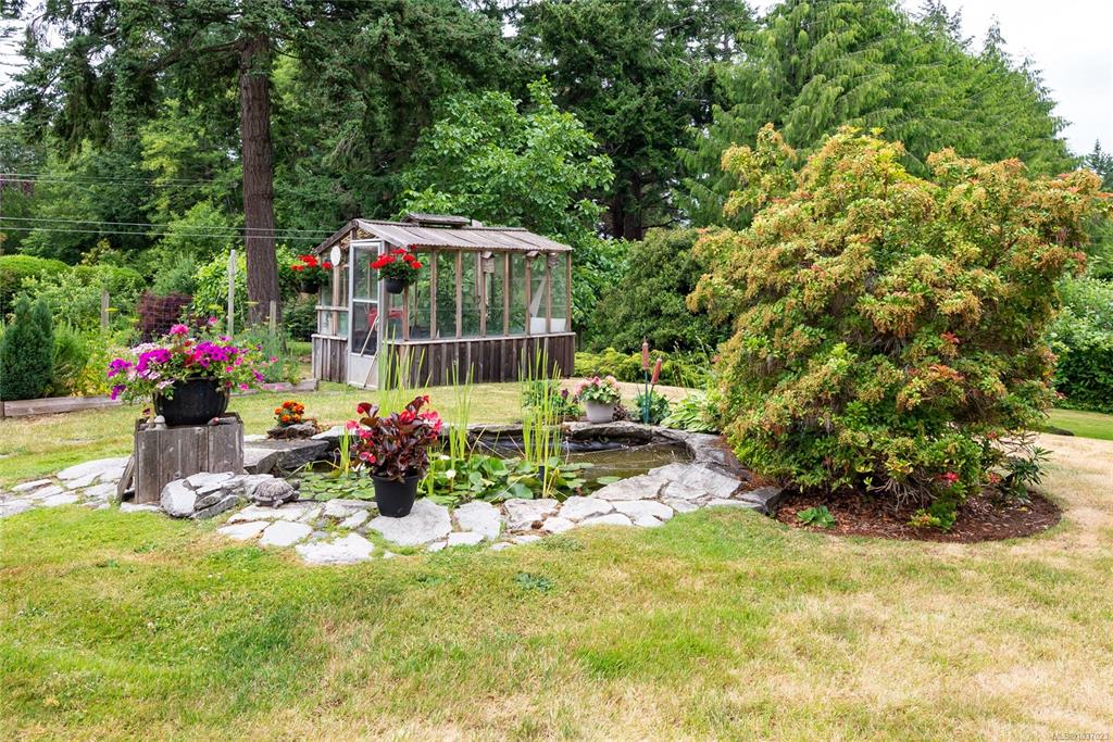 Fifth View of 5920 Mosley Rd, Courtenay, BC, V9J 1W4