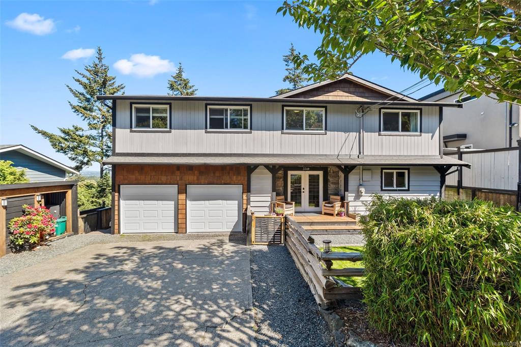 3340 Ravenwood Rd, 1037029, BC,
