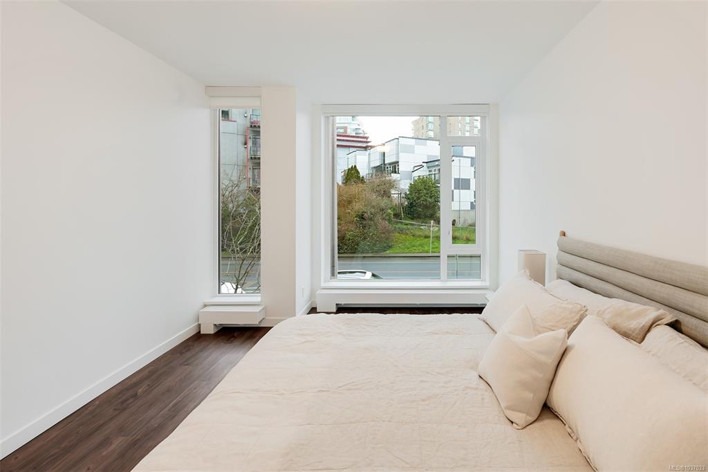 Third View of 363 Tyee Rd, Dockside Green, Victoria, BC, V9A 0B5
