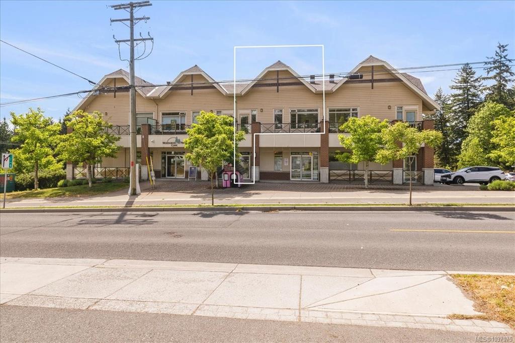 6135 Metral Dr, 1037075, BC,