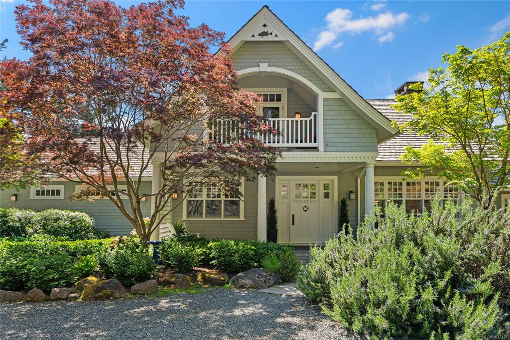 Fifth View of 814 Beechwood Dr, Mayne Island, BC, V0N 2J2