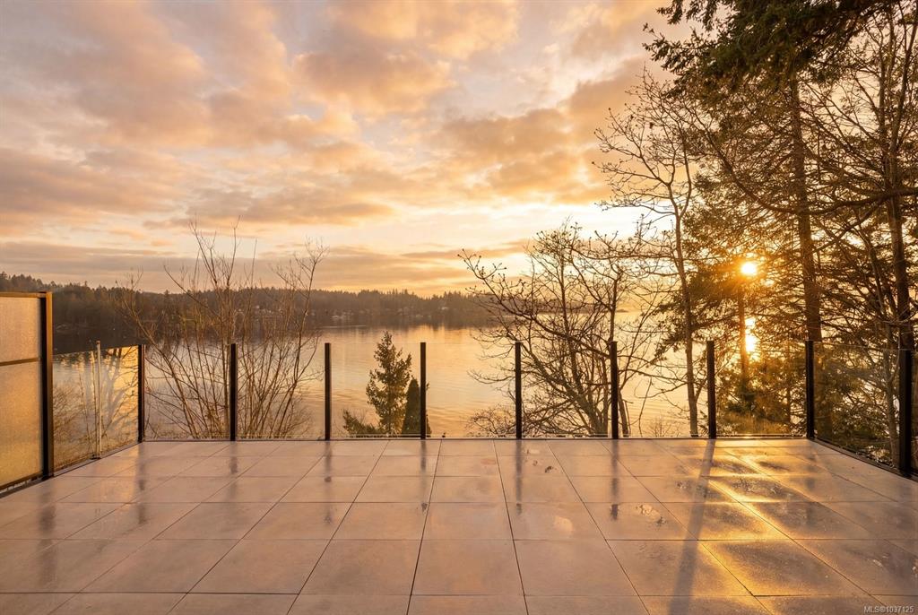 Fourth View of 11392 Chalet Rd, North Saanich, BC, V8L 5L9