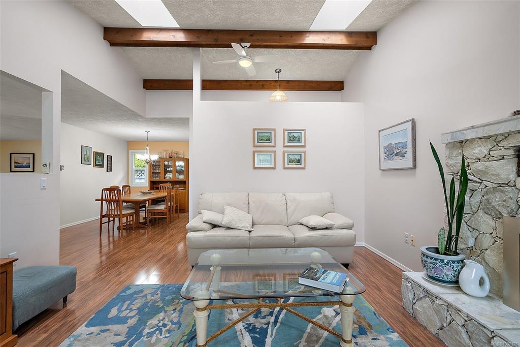Fifth View of 2428 Marlene Dr, Colwood, BC, V9B 4L4