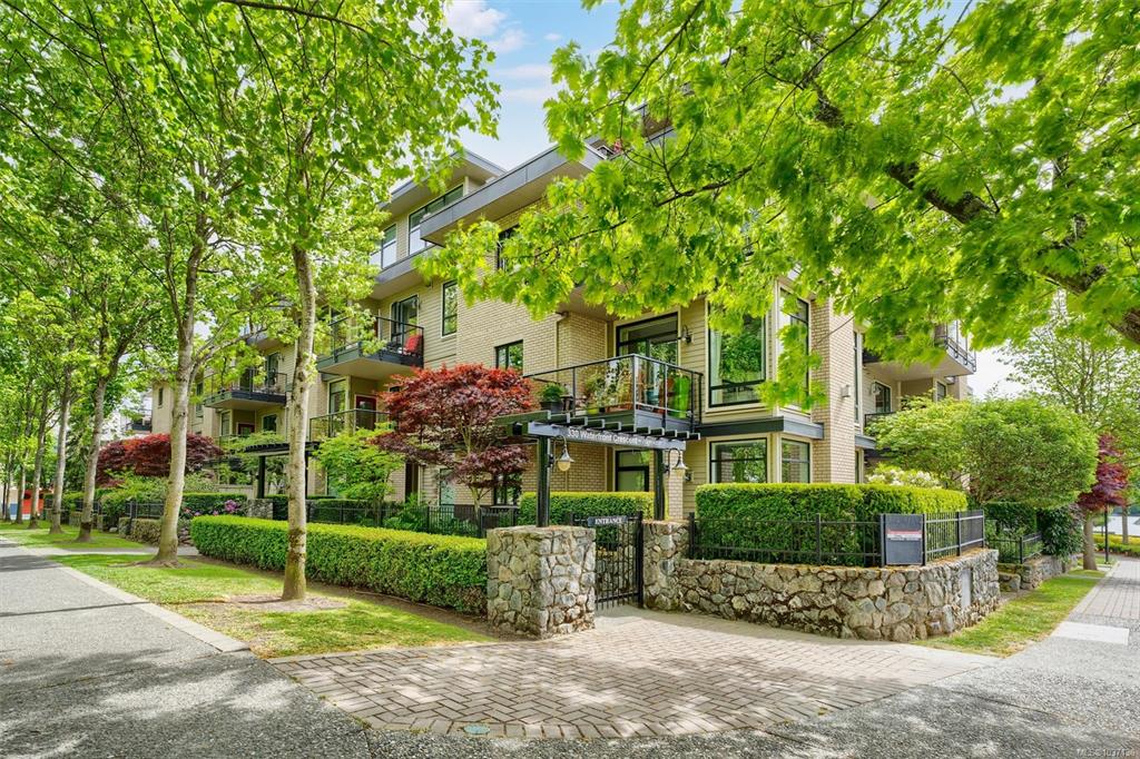 Second View of 330 Waterfront Cres, The Edgewater, Victoria, BC, V8T 5K3
