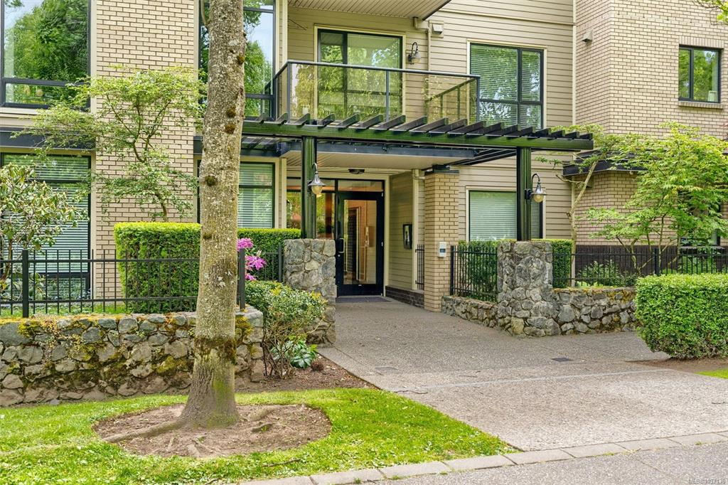 Third View of 330 Waterfront Cres, The Edgewater, Victoria, BC, V8T 5K3
