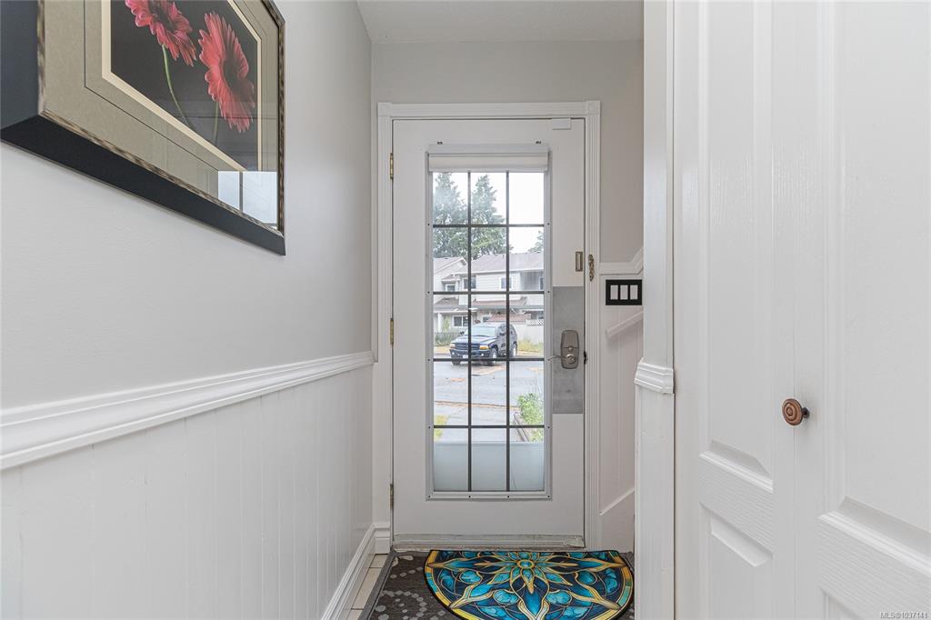 Fourth View of 2771 Spencer Rd, Langford, BC, V9B 4E2