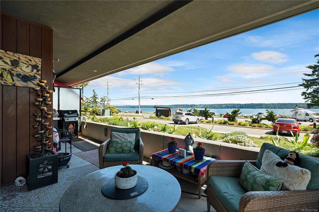 684 Island Hwy S, 1037165, BC,