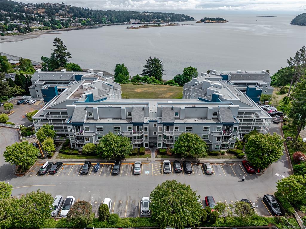 2560 Departure Bay Rd, 1037171, BC,