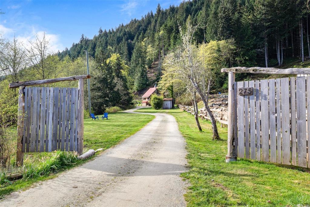 275 Furness Rd, 1037175, BC,