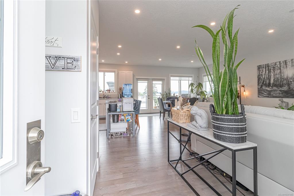 Fifth View of 3205 Douglas St, Chemainus, BC, V0R 1K2