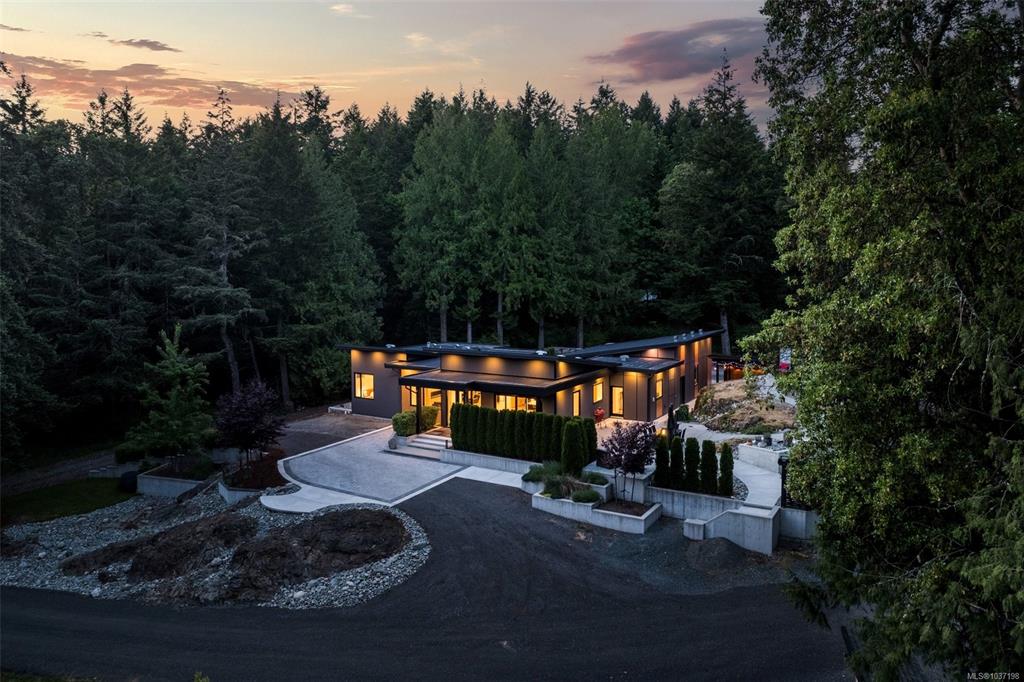 10 Hartland Ave, 1037198, BC,