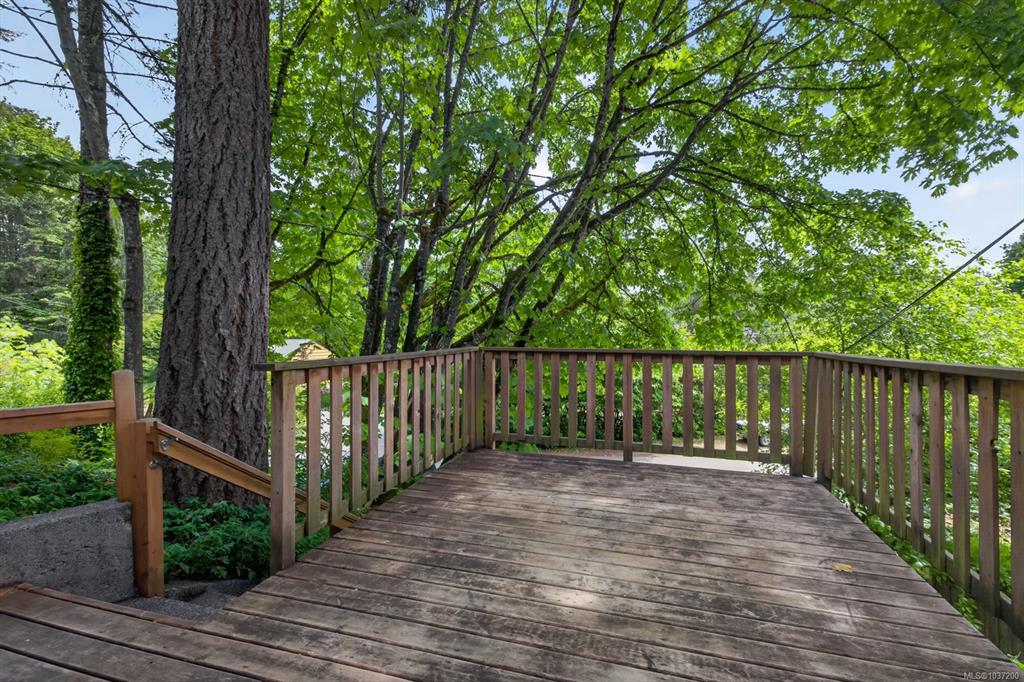 Fifth View of 3046 Gibbins Rd, Duncan, BC, V9L 1E4