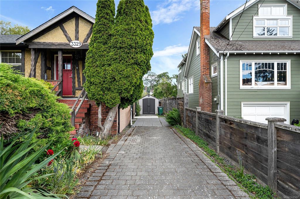 Third View of 3329 Doncaster Dr, Victoria, BC, V8P 3V7