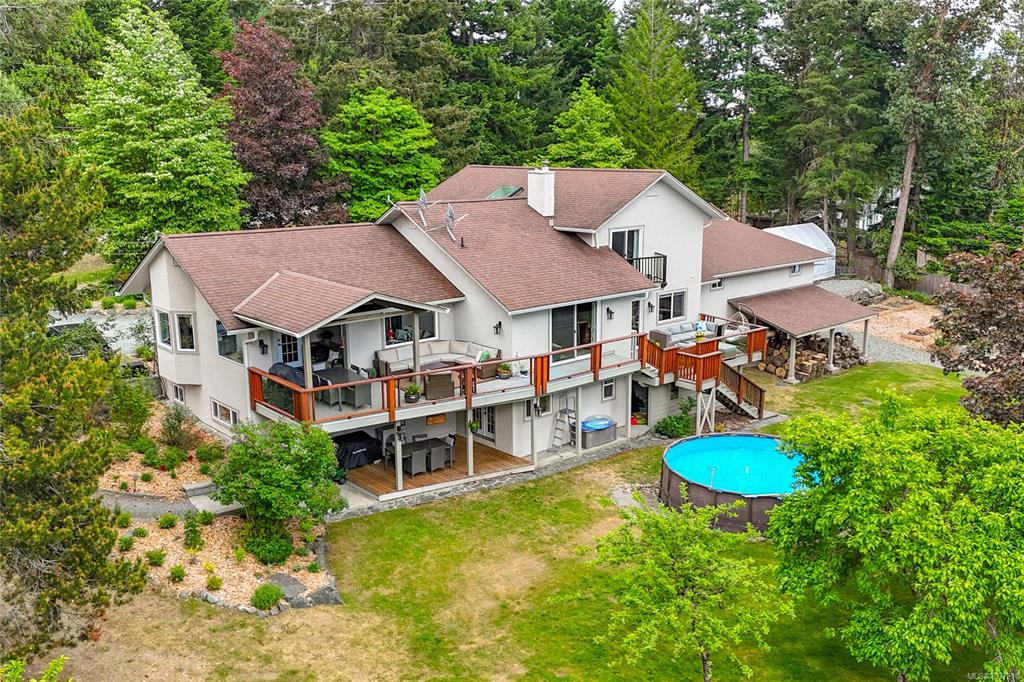 3729 Panorama Cres, 1037218, BC,