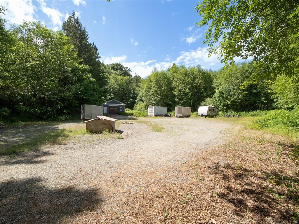 1935 Waring Rd, 1037226, BC,