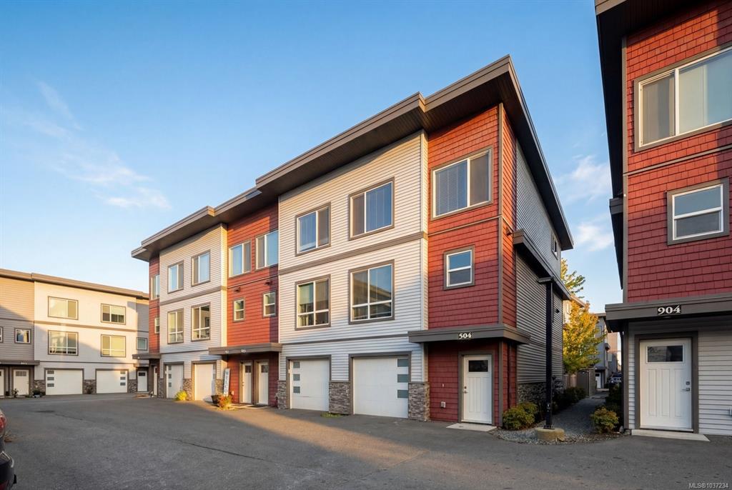 3351 Luxton Rd, 1037234, BC,