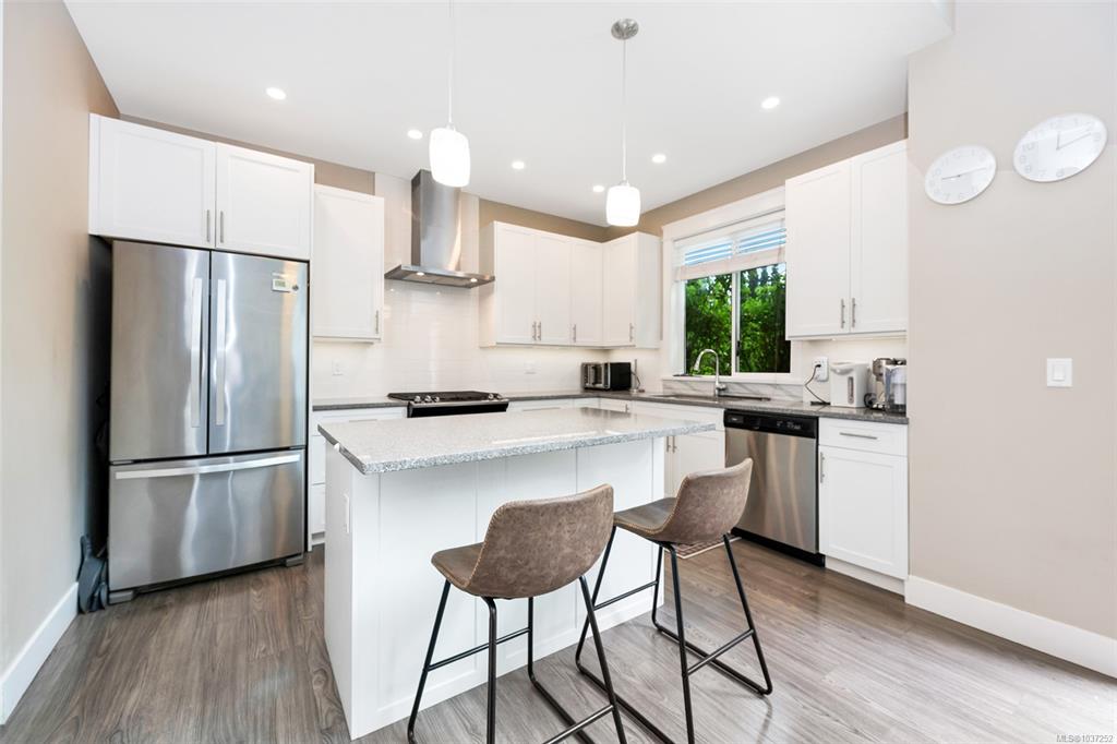 Fifth View of 2466 Blairgowrie Rd, Mill Springs, Mill Bay, BC, V0R 2P1