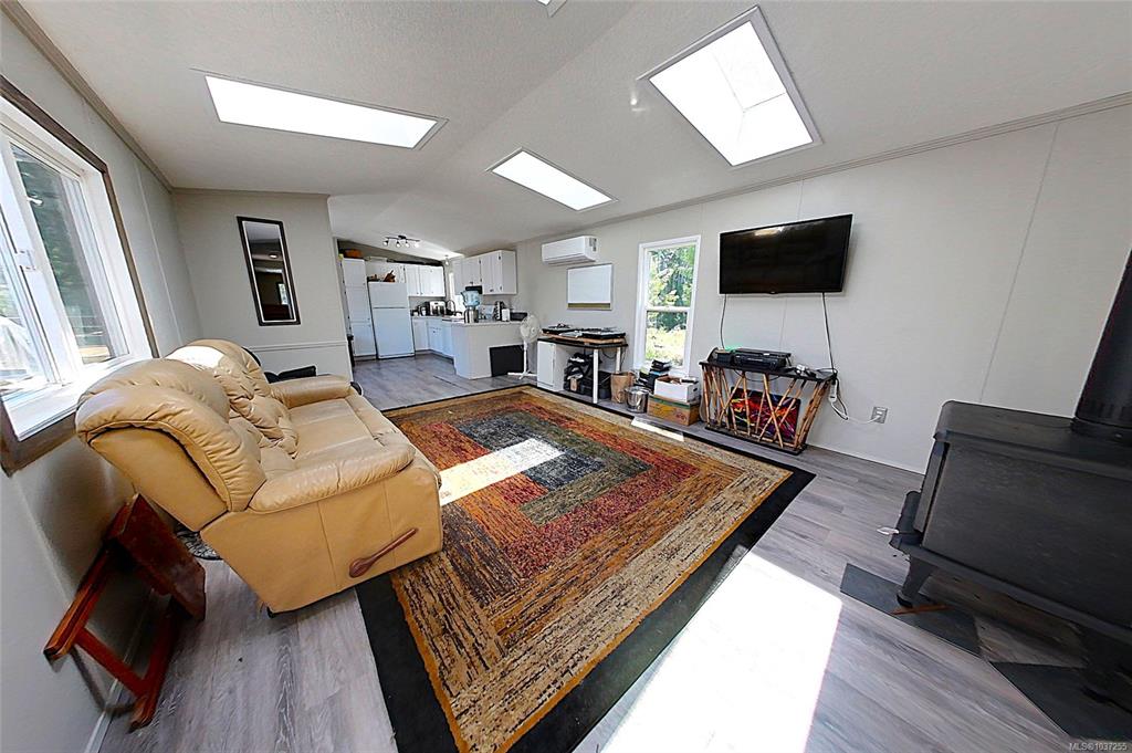 Fourth View of 516 Berg Rd, Gabriola Island, BC, V0R 1X2
