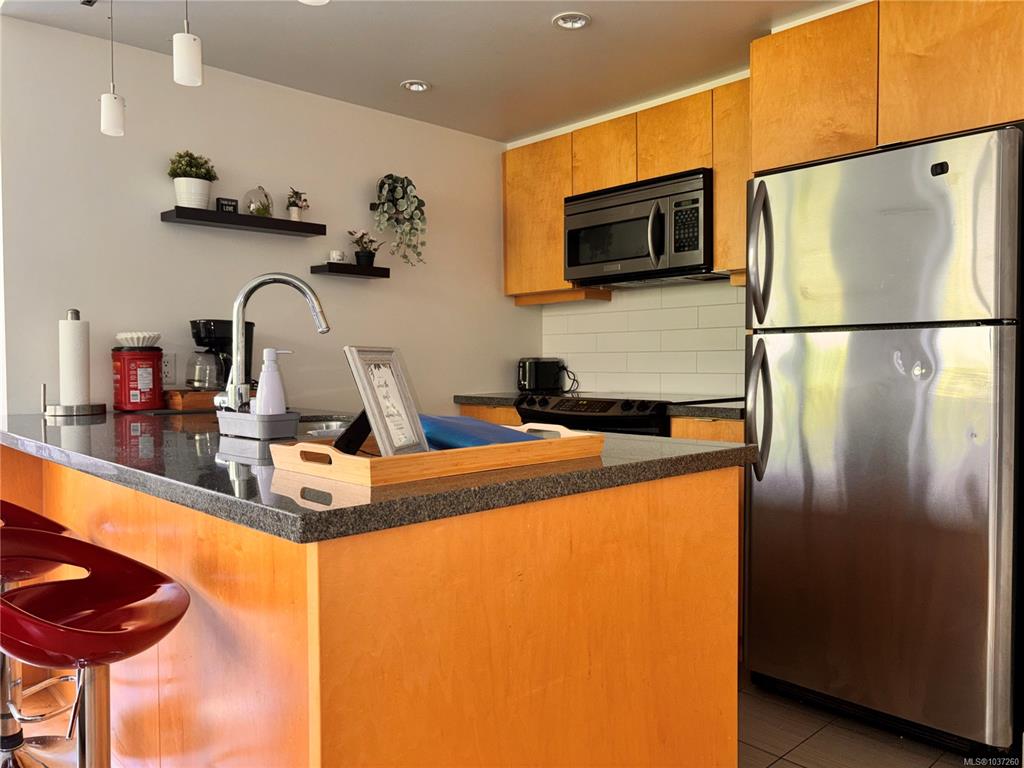 Fifth View of 760 Johnson St, Victoria, BC, V8W 0A4